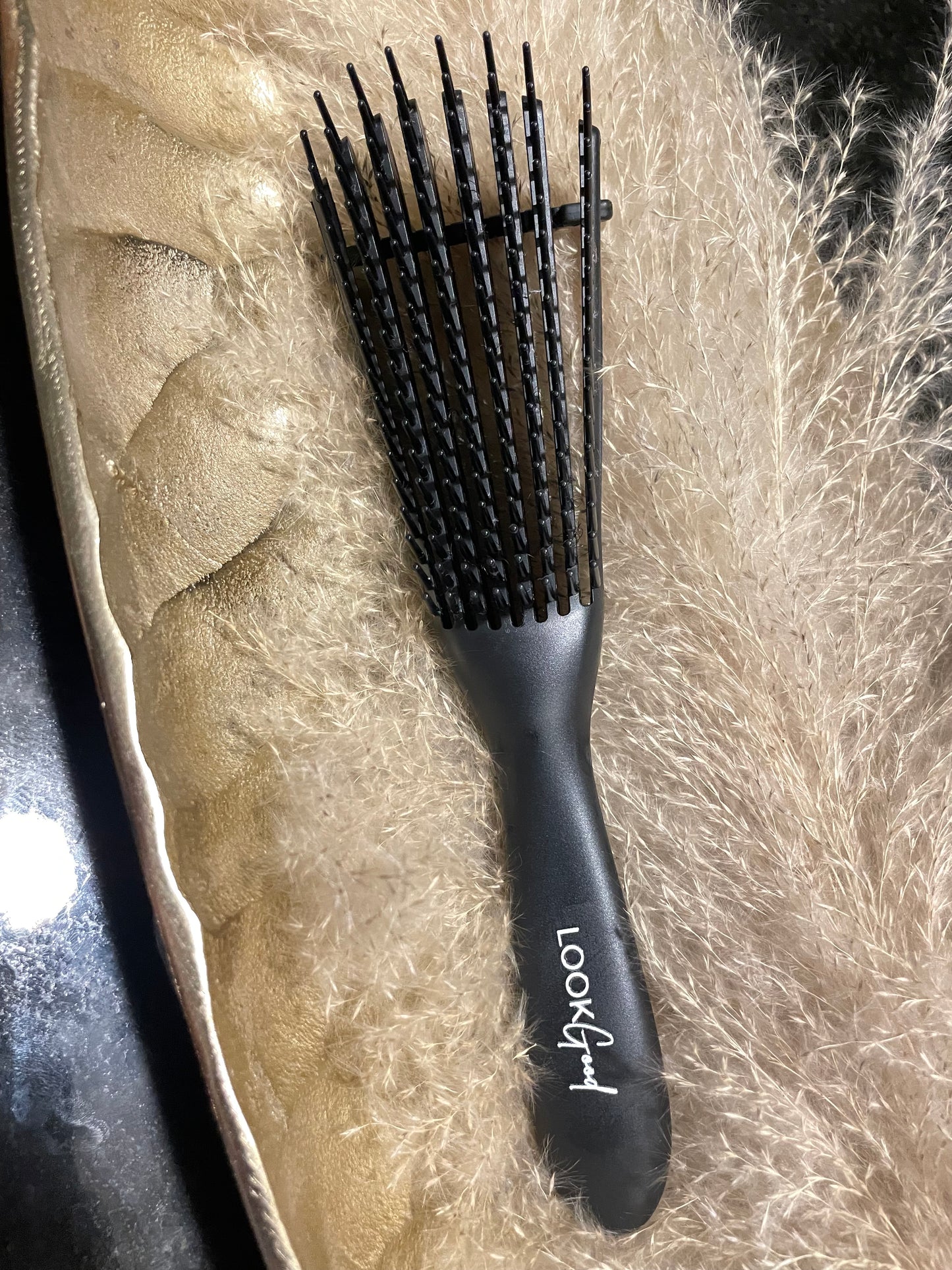 Detangle Brush